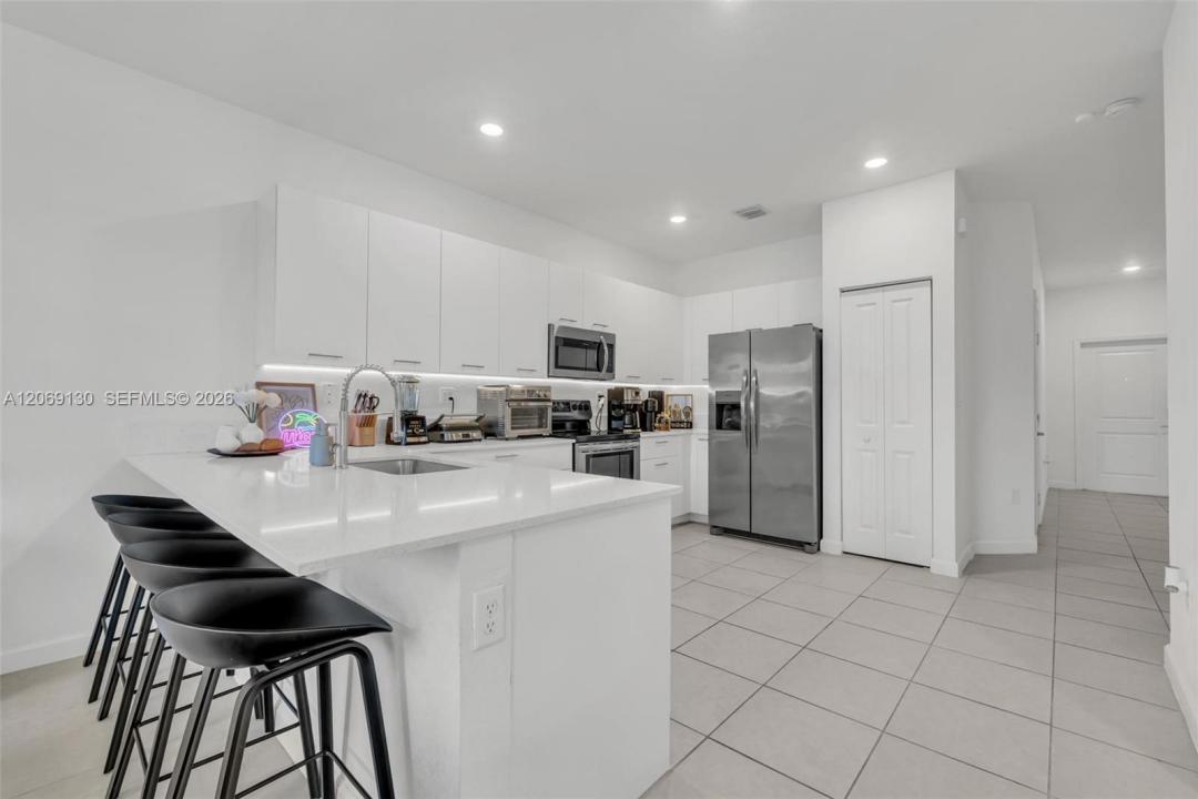 12613 NW 23rd Pl, Miami, Floride 33167, États-Unis