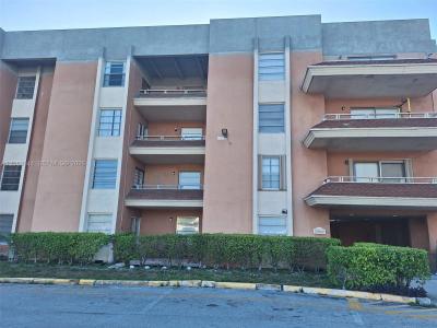17600 NW 68th Ave B4009, Hialeah, Florida 33015, USA