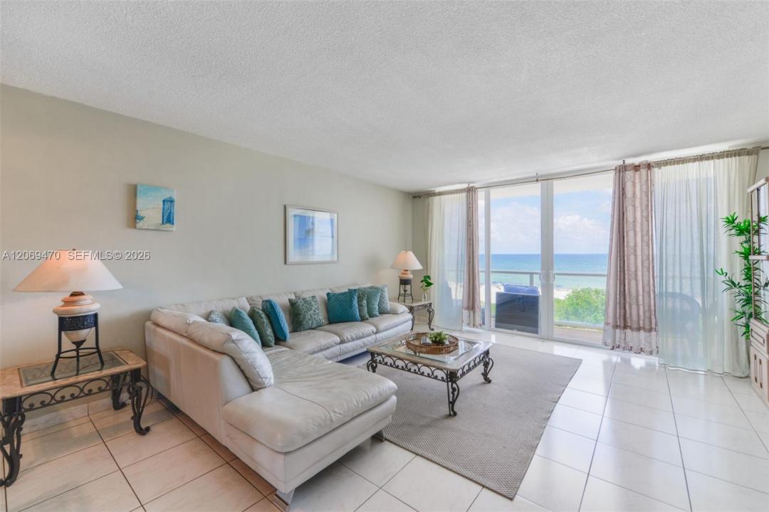 5601 Collins Ave 512, Miami Beach, Florida 33140, Stati Uniti