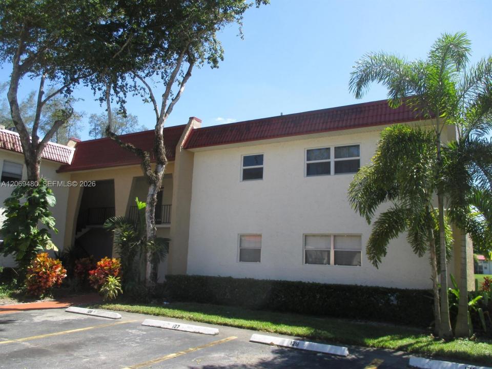 212 Lake Frances Dr 212, West Palm Beach, Florida 33411, USA