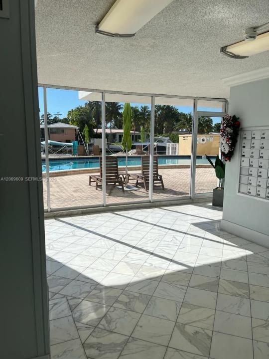 2020 NE 135th St 609, North Miami, Florida 33181, Stati Uniti