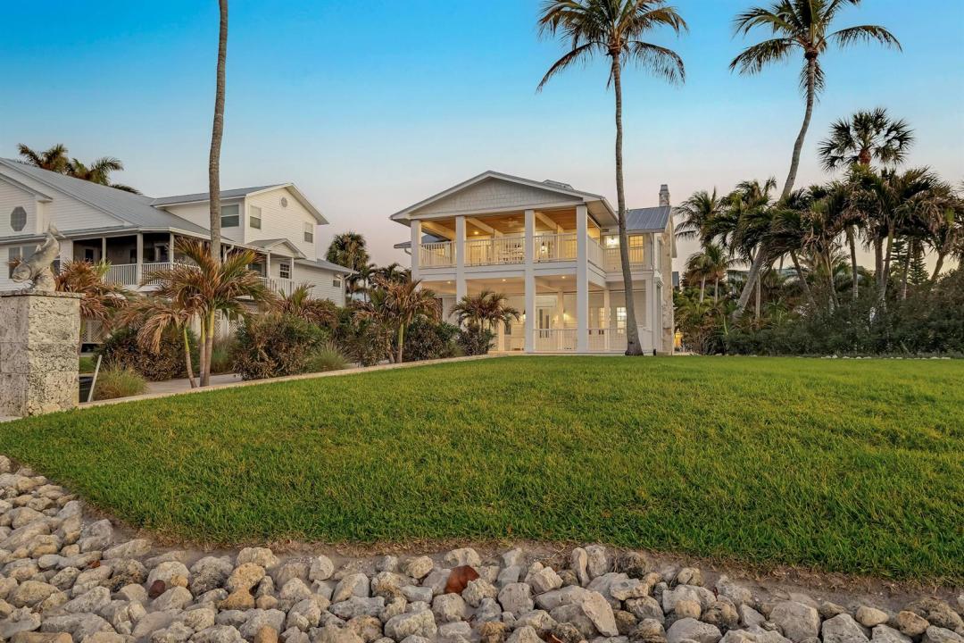 8241 MAIN Street, Floride 33922, États-Unis