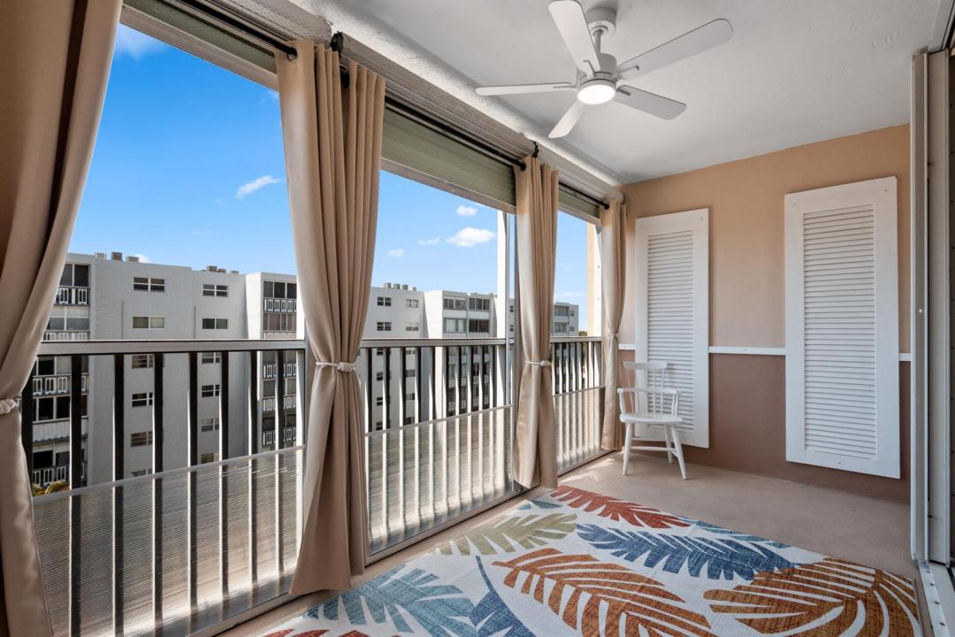 620 NE 12th Avenue 602, Hallandale Beach, Floride 33009, États-Unis