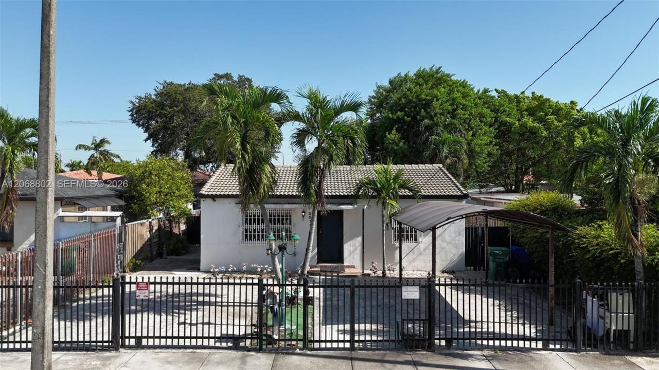 3311 NW 16th Ter, Miami, Floride 33125, États-Unis