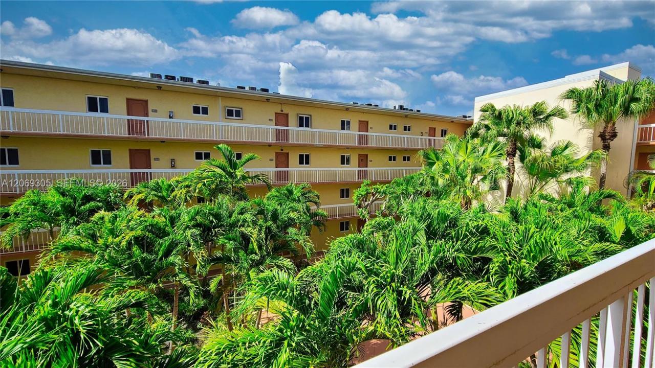 7910 Camino Real N314, Miami, Флорида 33143, Соединенные Штаты