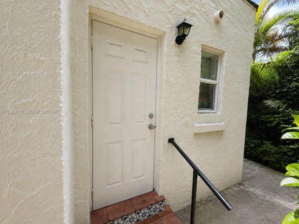 1222 Pizarro St 2, Coral Gables, Floride 33134, États-Unis
