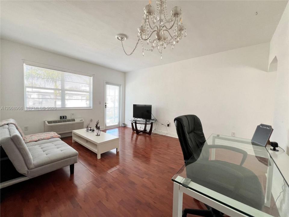 450 77th St 6, Miami Beach, Floride 33141, États-Unis