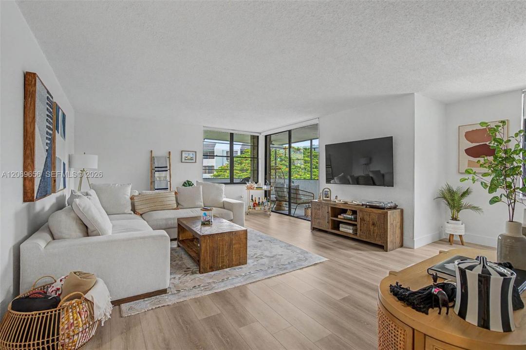 10852 N Kendall Dr 314, Miami, Florida 33176, Stati Uniti