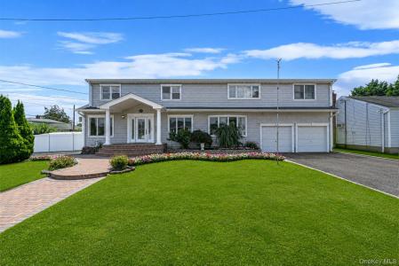 52 Manhattan Avenue, West Babylon, New York 11704, États-Unis