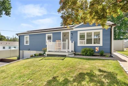 26 Legion Avenue, Cumberland, Rhode Island 02864, USA