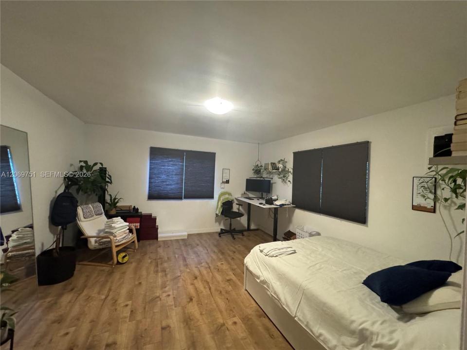 329 NW 44th St 1, Miami, Floride 33127, États-Unis