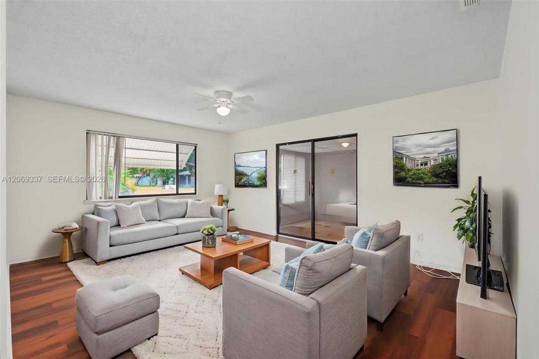 8935 SW 104th Place, Ocala, Florida 34481, USA