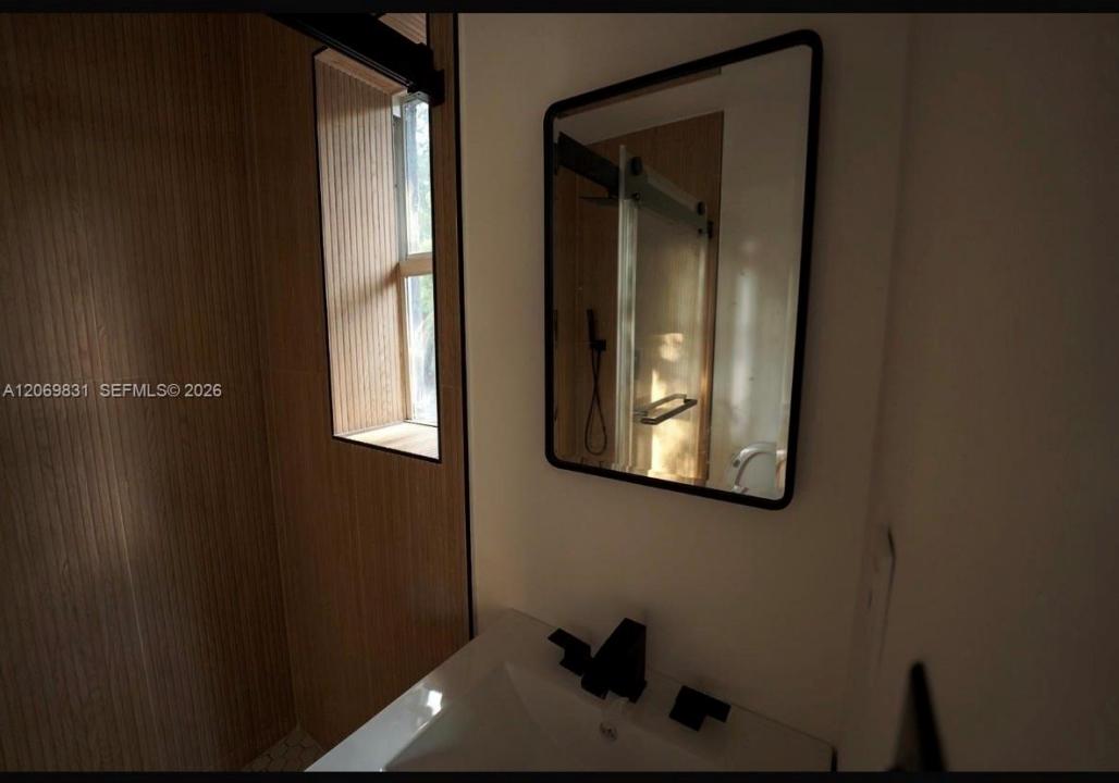 801 NE 144th St, North Miami, Floride 33161, États-Unis