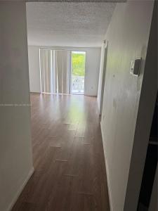 15600 NW 7th Ave 301-1, Miami, फ्लोरिडा 33169, संयुक्त राज्य अमेरिका