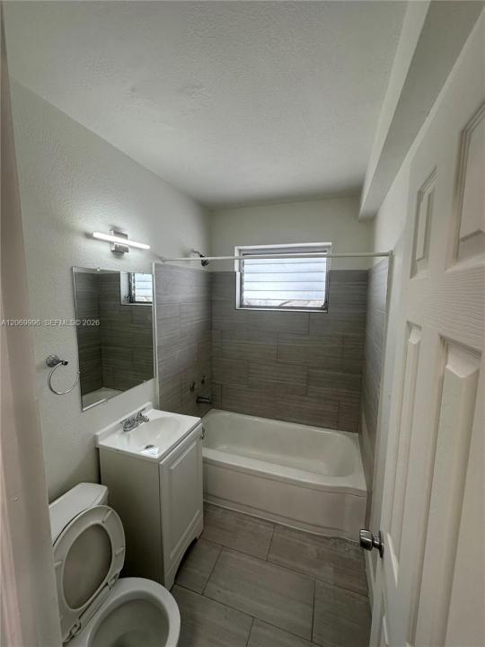 1225 Normandy Dr 8, Miami Beach, Flórida 33141, Estados Unidos