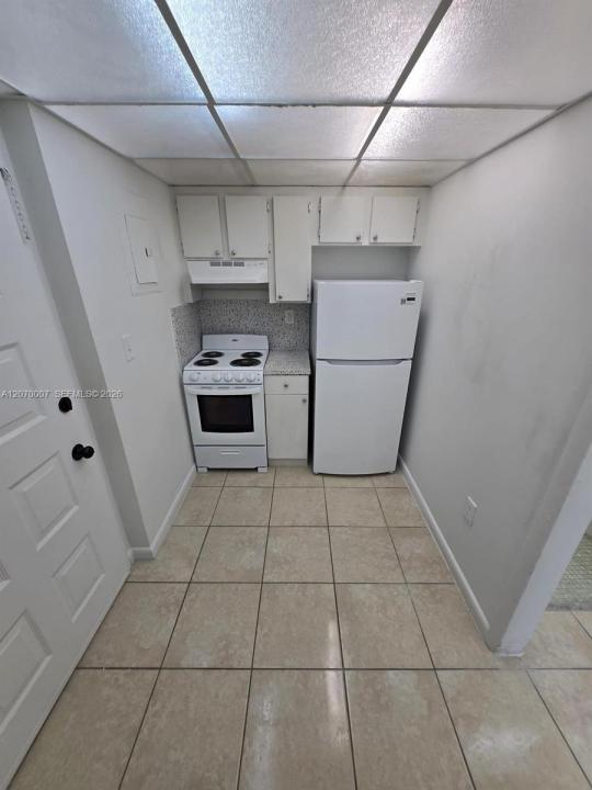 6980 NW 186th St 3-227A, Hialeah, Florida 33015, Stati Uniti