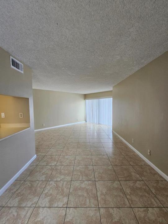 1850 N CONGRESS Avenue 302, West Palm Beach, Floride 33401, États-Unis
