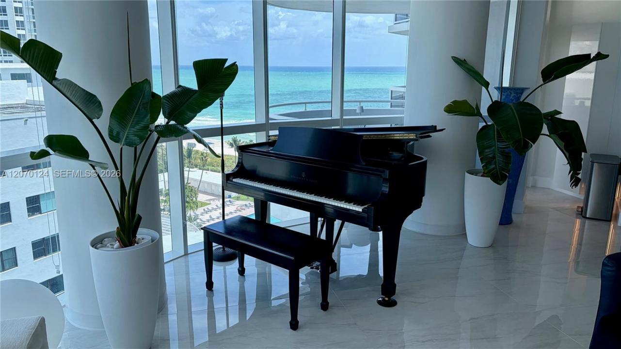 6301 Collins Ave 1207, Miami Beach, Floride 33141, États-Unis