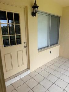 529 Shady Pine Way B2, Green Acres, Flórida 33415, Estados Unidos