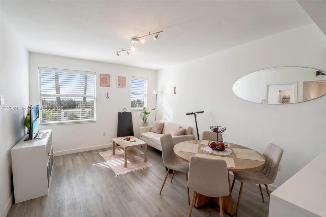 1550 Drexel Ave 103, Miami Beach, Florida 33139, Stati Uniti