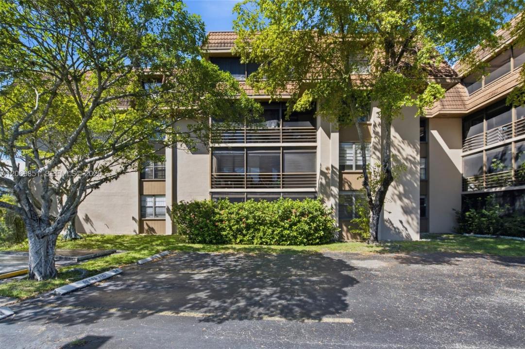 661 NE 195th St 104, Miami, Floride 33179, États-Unis