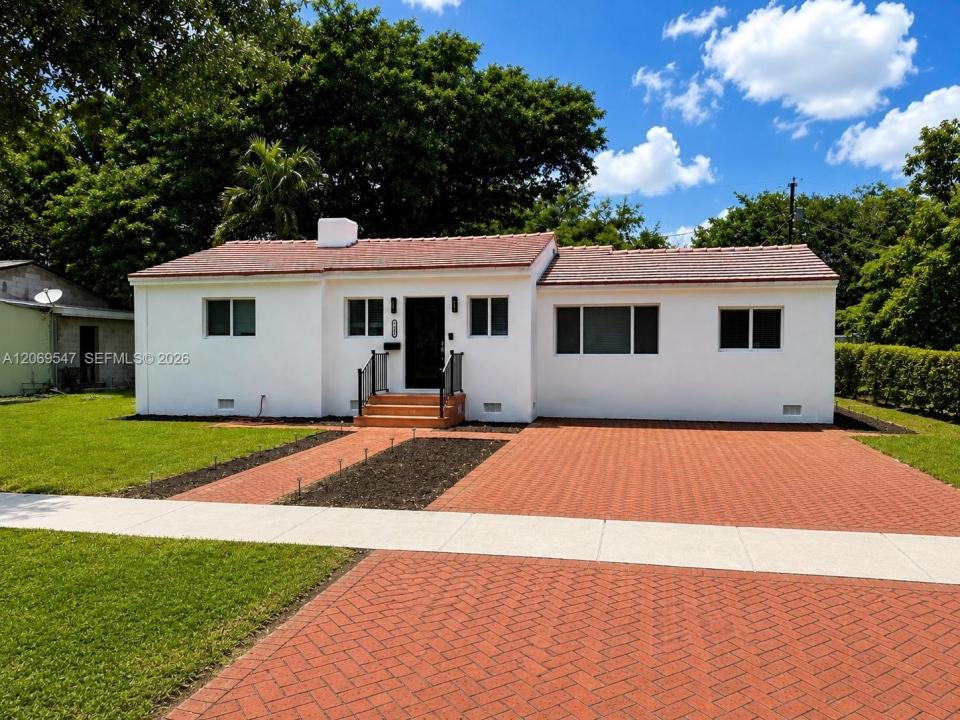 9402 NW 2nd Pl, Miami Shores, Floride 33150, États-Unis