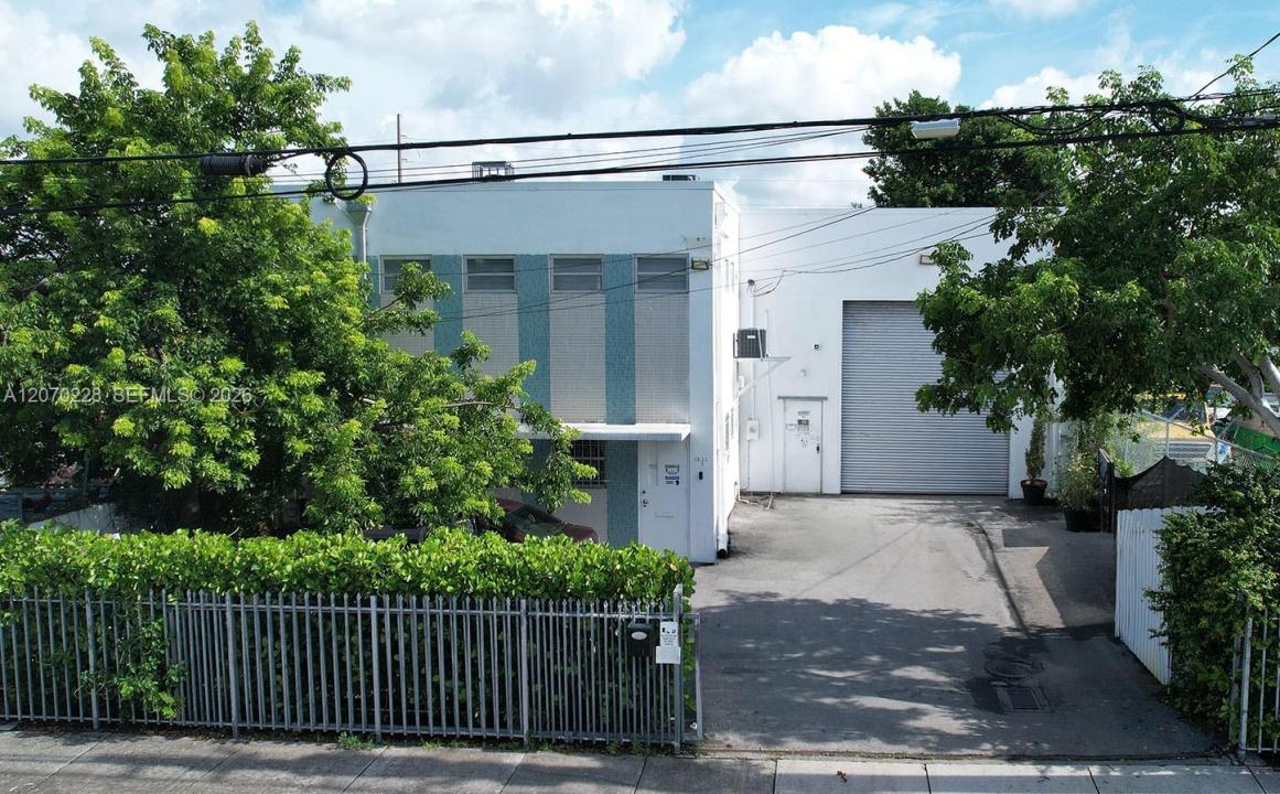1835 NW 21st Ter, Miami, Florida 33142, Stati Uniti