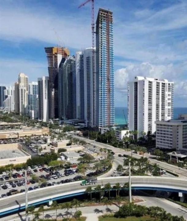 250 SUNNY ISLES Boulevard 3-601, Sunny Isles Beach, Floride 33160, États-Unis