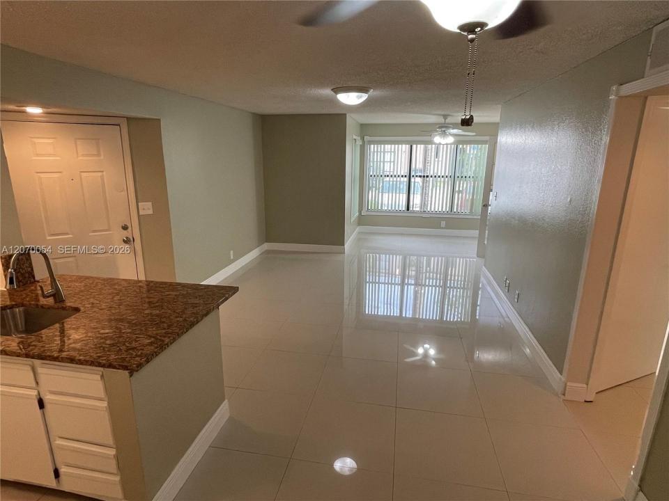 2826 S University Dr 3101, Davie, Floride 33328, États-Unis