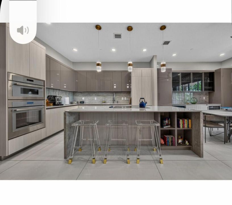 3224 NE 4th Street, Pompano Beach, Florida 33062, USA