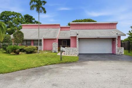 7300 Corkwood Ter, Tamarac, Florida 33321, Stati Uniti