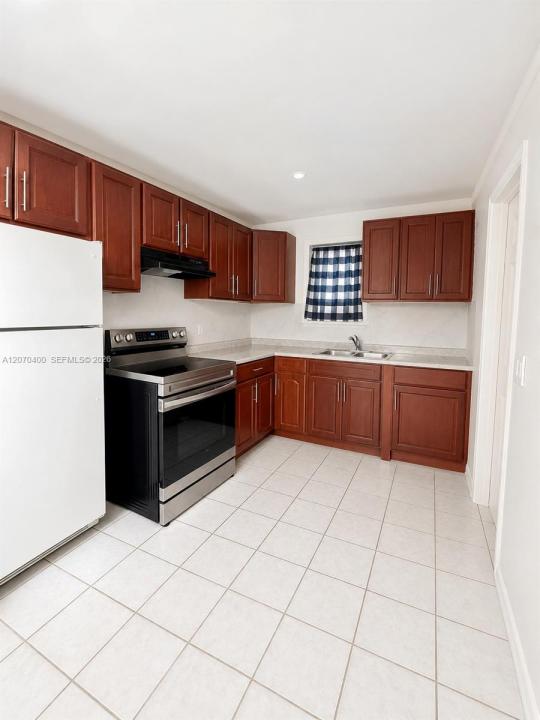 5632 SW 39th St, West Park, Florida 33023, Stati Uniti