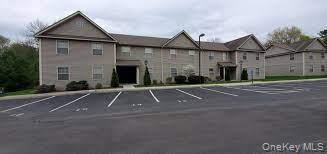 25 Henry W Dubios Drive, New Paltz, New York 12561, USA