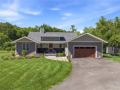 685 Curtis Corner Road, South Kingstown, Rhode Island 02879, USA