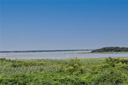 12 Sea Breeze Lane, Bristol, Rhode Island 02809, USA