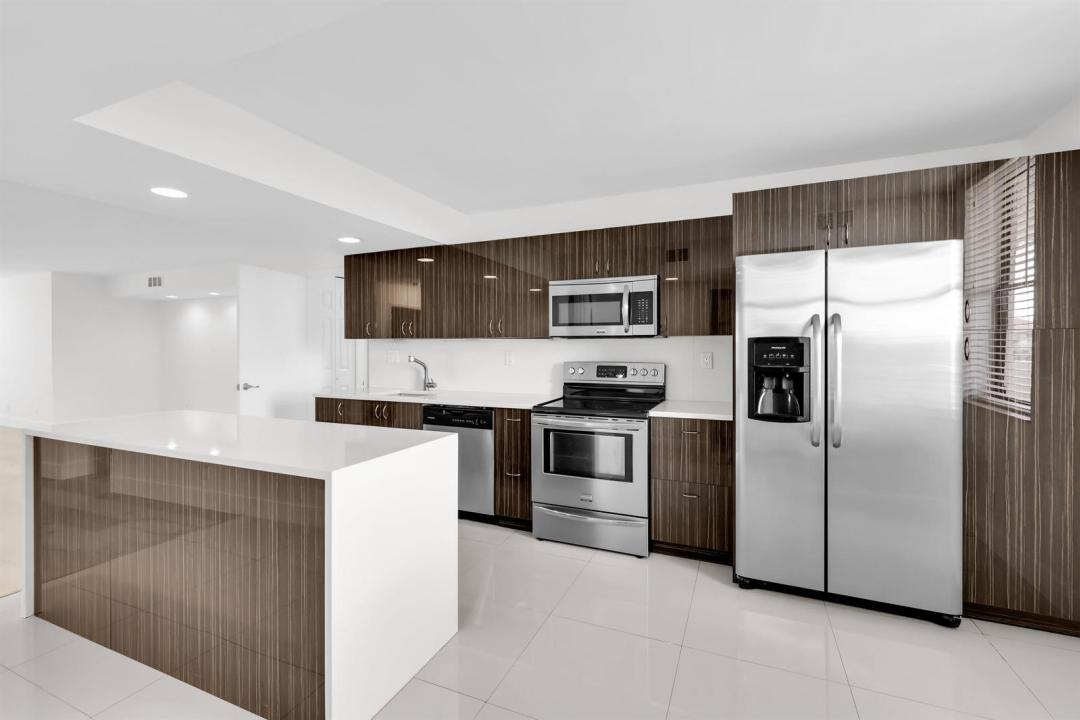 2768 Carambola S Circle 501, Coconut Creek, Florida 33066, Stati Uniti