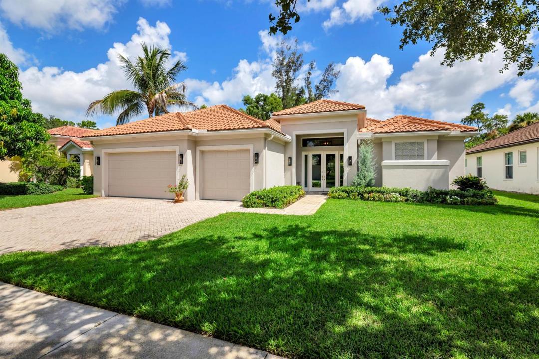 1754 Flagler Manor Circle, West Palm Beach, Florida 33411, USA