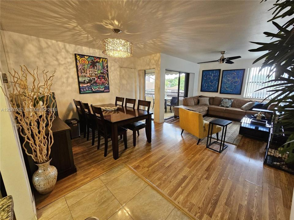 20160 NE 3rd Ct 8, Miami, Florida 33179, USA
