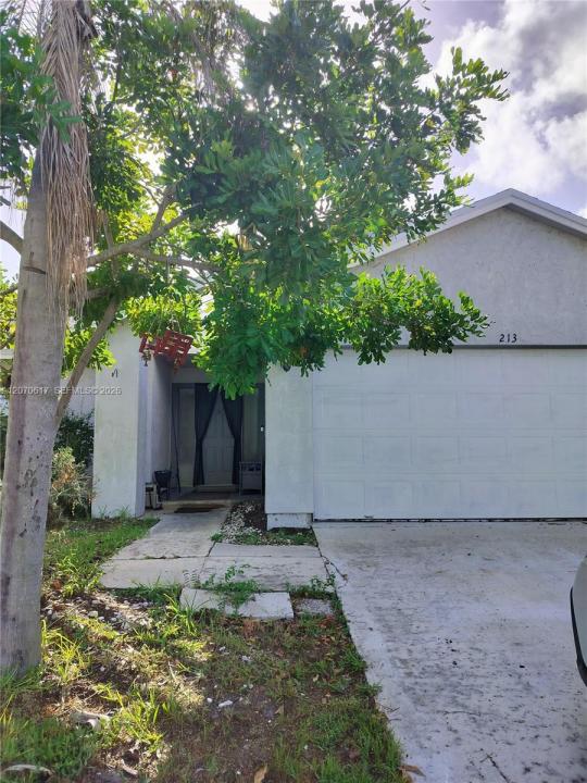213 Woodbridge Dr, Jupiter, Florida 33458, USA