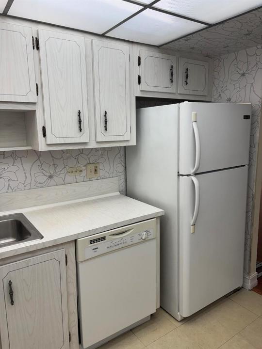 1200 Saint Charles PL Place 414, Pembroke Pines, Floride 33026, États-Unis