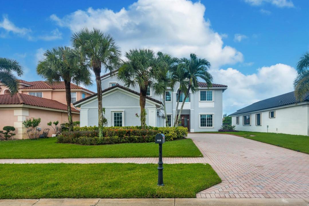 112 ISOLA Circle, Royal Palm Beach, Floride 33411, États-Unis