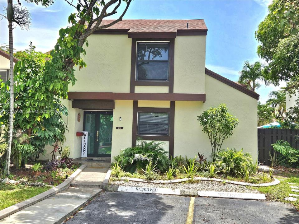 540 NW 99th Pl 540, Miami, Floride 33172, États-Unis