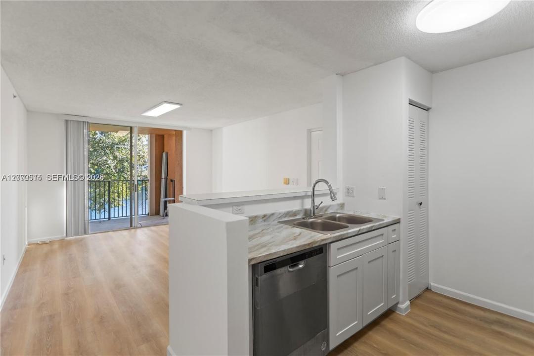 2051 Renaissance Boulevard 202, Miramar, Floride 33025, États-Unis