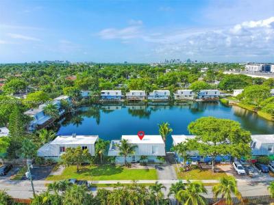 1370 NE 40th Dr, Oakland Park, Florida 33334, USA