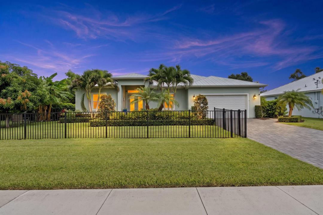 232 SW INDIAN GROVES Drive, Stuart, Floride 34994, États-Unis