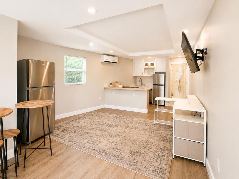 898 SE 2nd Place 1, Deerfield Beach, Floride 33441, États-Unis