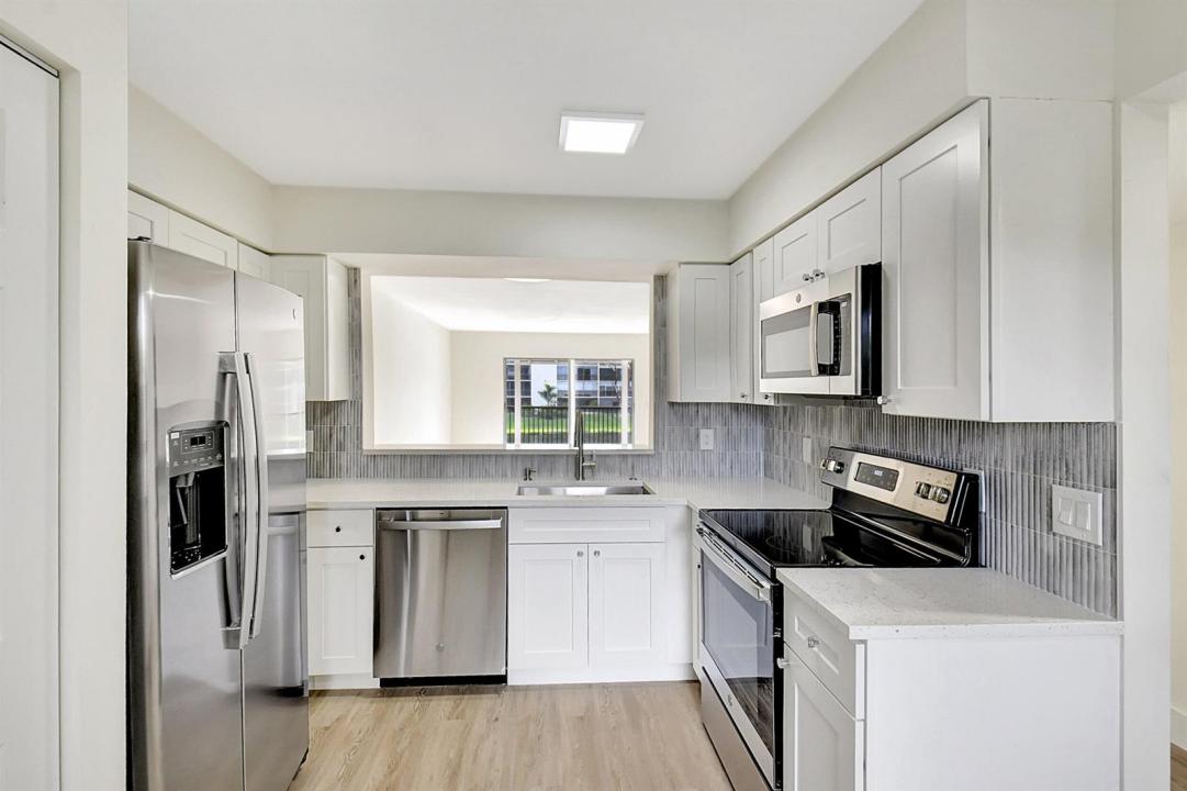 14360 STRATHMORE Lane 204, Delray Beach, Floride 33446, États-Unis
