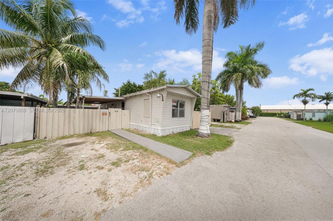 451 SE 8TH st lot 56, Homestead, Floride 33030, États-Unis