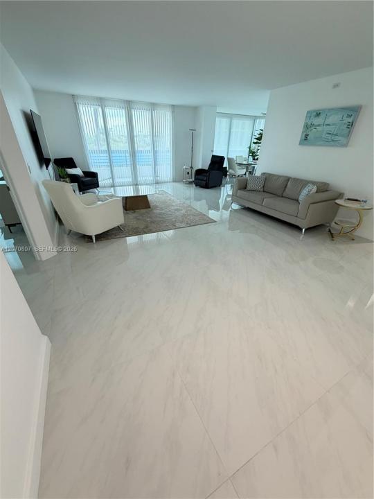 3500 Mystic Pointe Dr 405, Aventura, Floride 33180, États-Unis