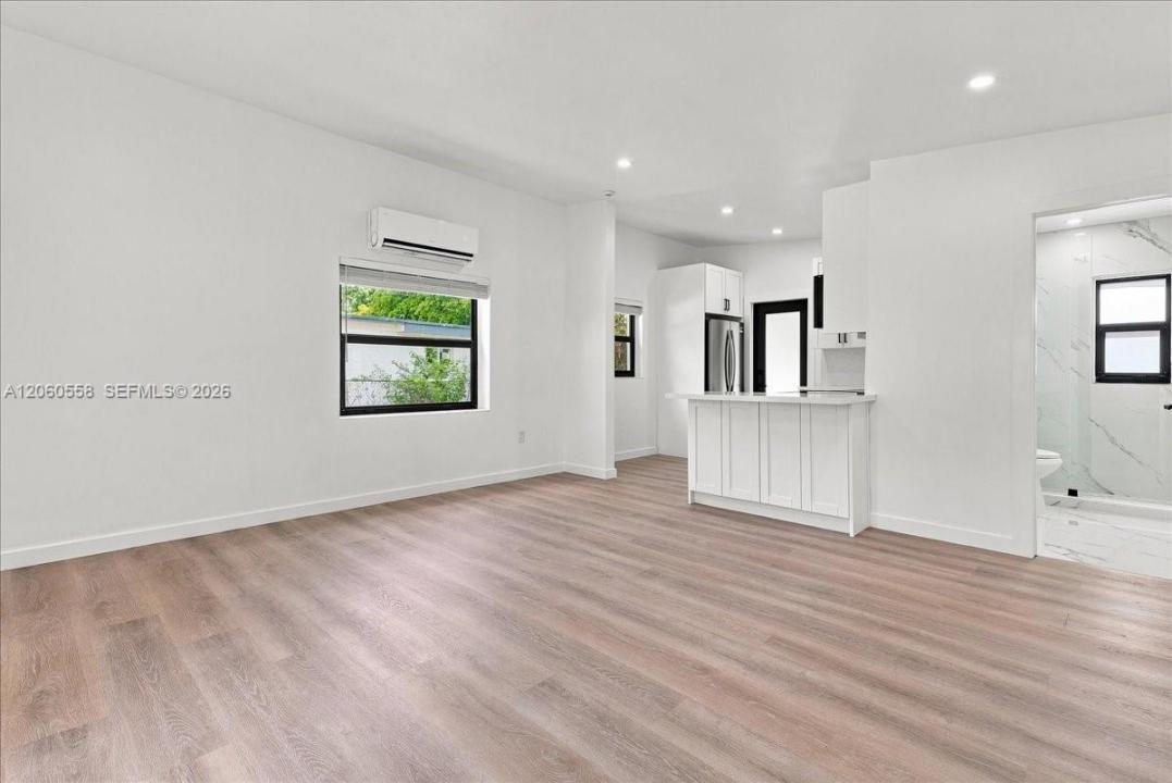 14035 NW 6th Ave, North Miami, Florida 33168